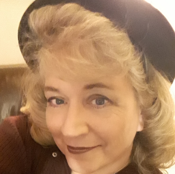 Meet your Posher, Kimberley - Picture 2 of 3